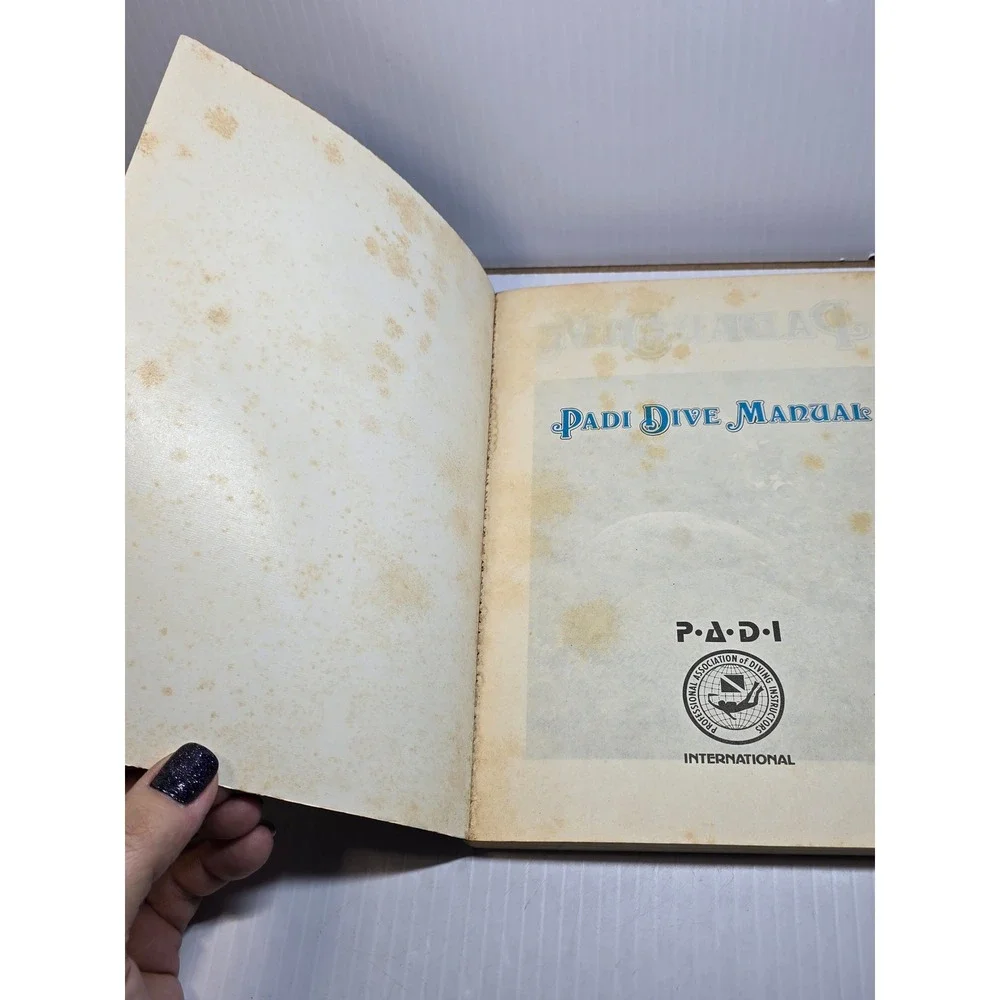 PADI Dive Manual The Enjoyable and Simple Way to‎ Scuba Diving Open Water Diving